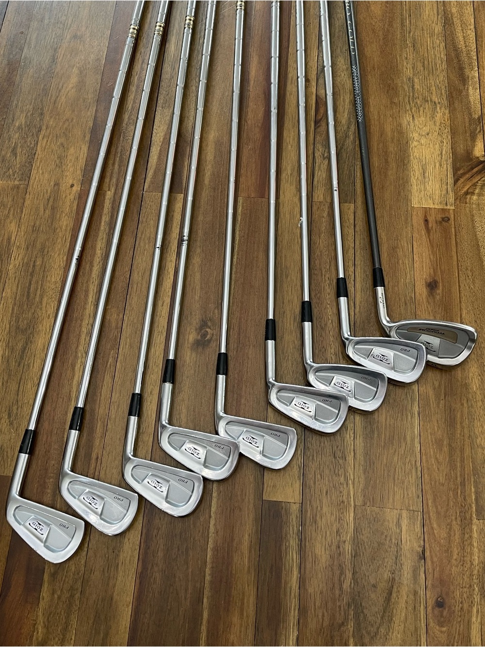 Mizuno T-Zoid Pro Iron Set Men’s Right-Handed Steel Shaft Golf Irons -